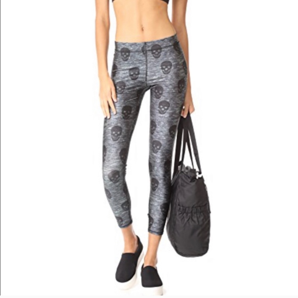 TEREZ SKULL STAR POWER CAPRI LEGGING